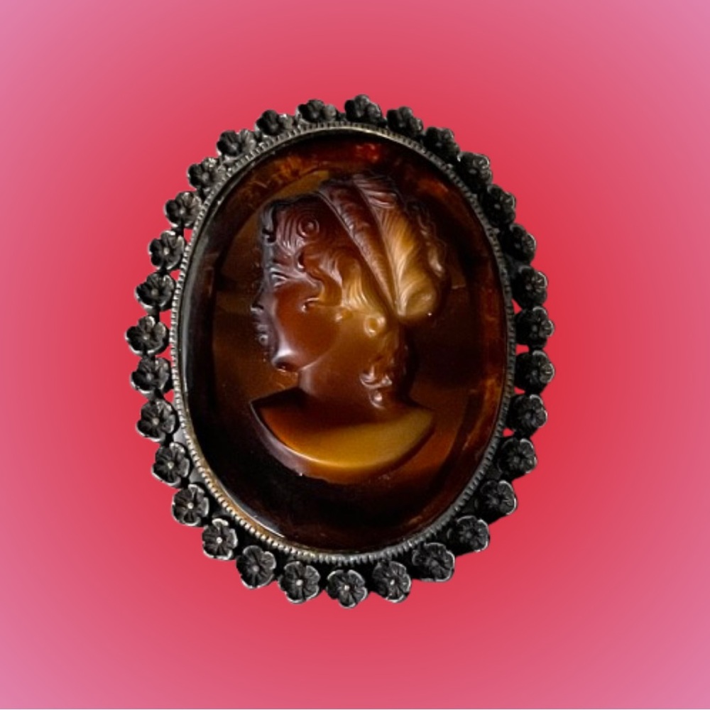 Vintage smoky brown glass cameo left facing Victorian Revival brooch